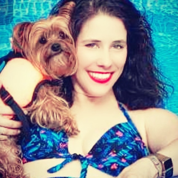 Meet your Posher, Sara - Picture 8 of 13